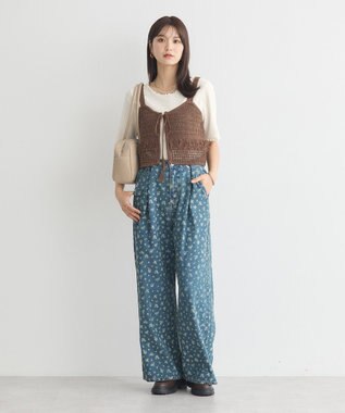 earth music&ecology タックホックデニムパンツ Flower