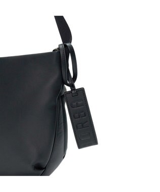 PELLE BORSA ラウンドショルダー Cheers Leather チアーズレザー 4677 ブラック