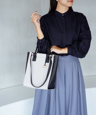 組曲 2WAYハンドルスクエアトート バッグ アイスグレー系1