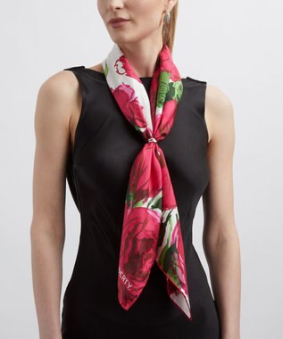 LIBERTY. カーライン ヘイズ 90x90 シルクスカーフ