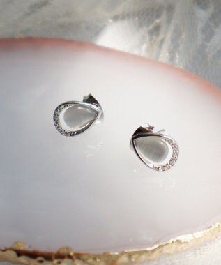 Tiaclasse 【金属アレルギー対応】ティアドロップピアス シルバー