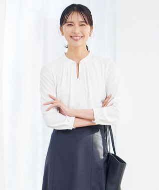 23区 L 【洗える】シルキーデシン パールモチーフ カットソー ホワイト系