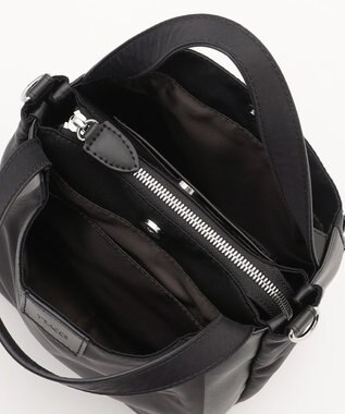 Y'SACCS スクエアすっきりトート SSサイズ ブラック