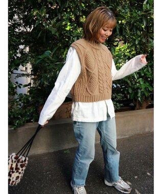 Green Parks ケーブルニットベスト Beige