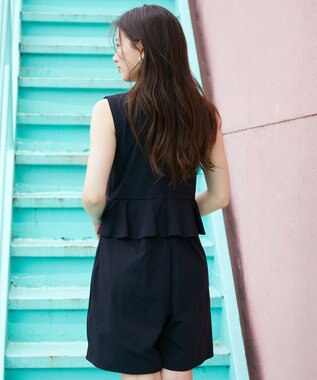 Feroux 【接触冷感・UVカット・吸水速乾】ラッシュガードペプラム オールインワン ブラック系