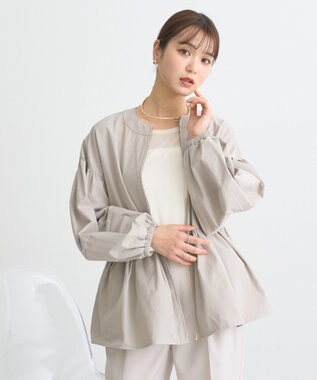 earth music&ecology 撥水ペプラムジップブルゾン Gray Beige