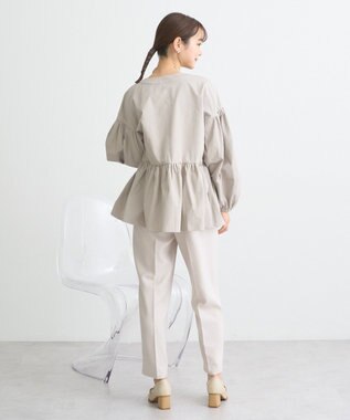 earth music&ecology 撥水ペプラムジップブルゾン Gray Beige