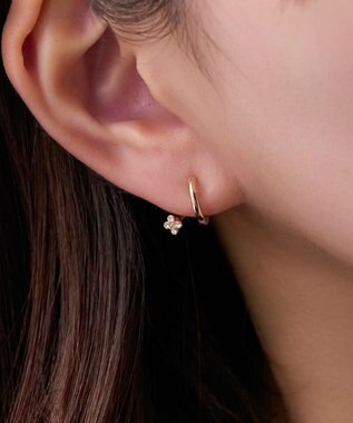 Phoebe 【金属アレルギー対応】【痛くないシリーズ】フラワービジューフロートライトフィットイヤリング　シャンパンゴールド シャンパンゴールド