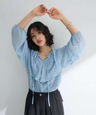 Green Parks チェックシアーフリルブラウス Sax