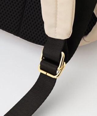 ANY 【A4サイズ収納可】撥水リュック ベージュ