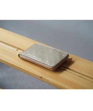 MIYABIYA La quoh with kirakaracho 南蛮七宝エンボスレザー モバイルケース 利休白茶金色(ゴールド)