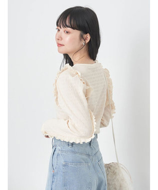 earth music&ecology シャーリングカットプルオーバー Ivory