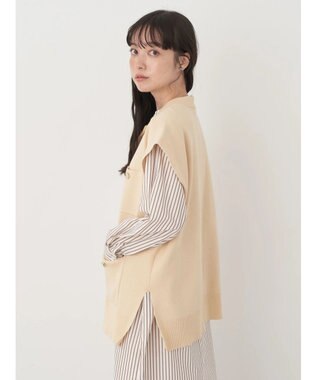 earth music&ecology 金ボタンニットベスト Beige