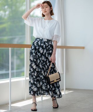 23区 【洗える】Ratti シャドーフラワープリント スカート モノトーンプリント