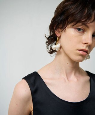 GRACE CONTINENTAL MOY paris Aria ピアス ホワイト