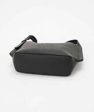 IACUCCI ルオータ ミディアムショルダー ALCE ブラック