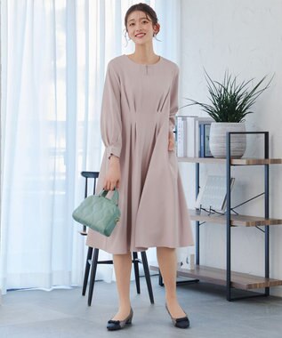 Tiaclasse 【洗える】ビジュー付きフロント切替タックワンピース グレージュ