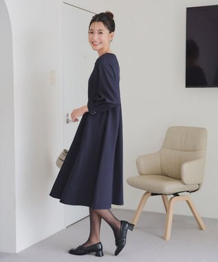 Tiaclasse 【洗える】ビジュー付きフロント切替タックワンピース ネイビー