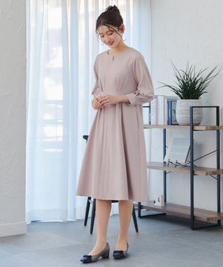 Tiaclasse 【洗える】ビジュー付きフロント切替タックワンピース グレージュ