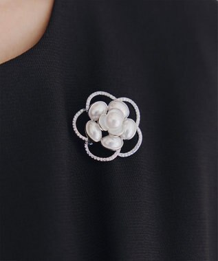 Tiaclasse 【選べる2TYPE】スモールフラワーブローチ シルバー