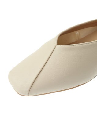 Green Parks ・ｍｉｎｉａ　ウッドヒールパンプス Ivory