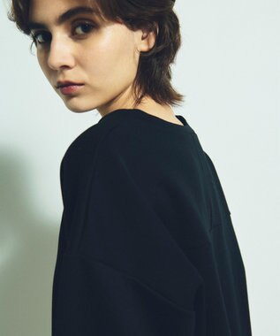 GRACE CONTINENTAL フロッキーロゴプリントトップ ブラック