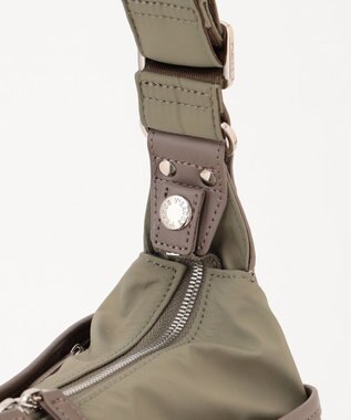 Y'SACCS 【ムック本掲載】【ナイロンタフタ×リサイクルレザー】デイリーショルダー　Sサイズ カーキ