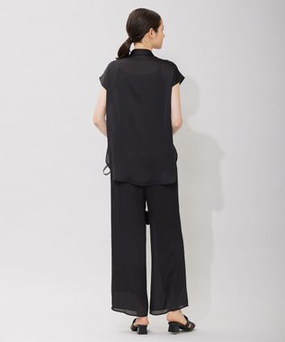 ICB 【接触冷感・洗える】サテンヨウリュウ ワイドストレートパンツ ブラック系