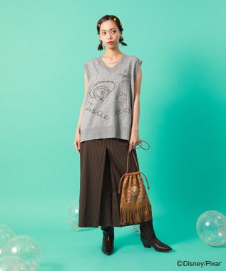 Green Parks ＴＯＹ　ＳＴＯＲＹ　／　刺繍Ｖネックニットベスト Brown