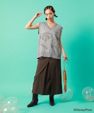 Green Parks ＴＯＹ　ＳＴＯＲＹ　／　刺繍Ｖネックニットベスト Brown