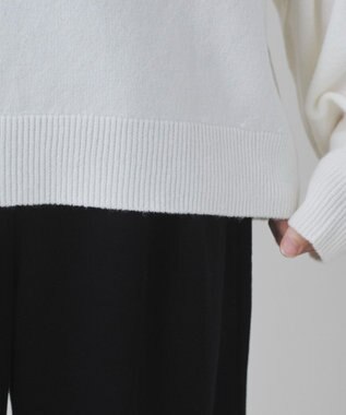 WEGO 【ユニセックス着用ITEM/SMLサイズ展開】アクセ付きワンポイントニットプルオーバー オフホワイト