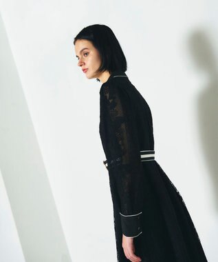 GRACE CONTINENTAL ストライプフラワー刺繍ワンピース ブラック