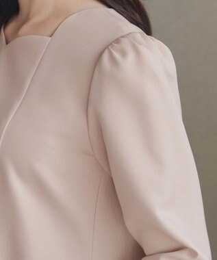 Tiaclasse スカラップ襟チュニック グレージュ