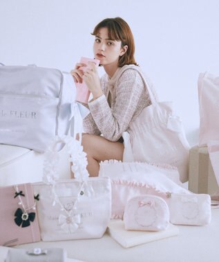 Maison de FLEUR サテンフリルスクエアトートバッグ Pink