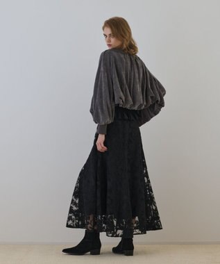エンブロイダリーフレアスカート