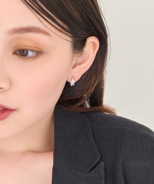 Phoebe ロマンティックビジューバタフライフープピアス　シルバー シルバー