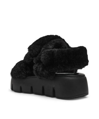STEVE MADDEN BONKERS-F ファー厚底サンダル ブラック