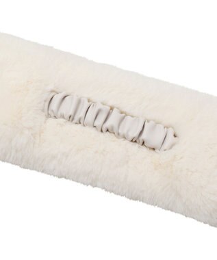 MOONBAT FURLA（フルラ）ファーマフラー 差し込み フェイクレザー ロゴプレート付 ファーティペット フェイクファー オフホワイト