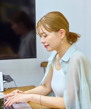 Phoebe <オンワード限定セット>【金属アレルギー対応】ワントップパールネックレス×クロスラインパールピアス/サージカルステンレス シルバー