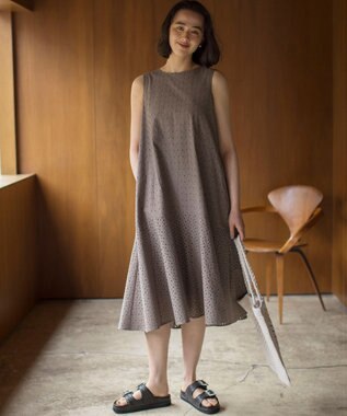 組曲 L 【WEB限定・新色追加】エンブロイダリーレースノースリーブ ワンピース モカグレー系9