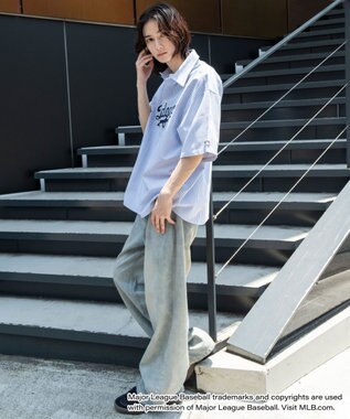 WEGO 【ユニセックス着用ITEM】別注MLBストライプグラフィックシャツ（SS） ホワイトストライプ