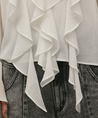 GRACE CONTINENTAL フリルブラウス ホワイト