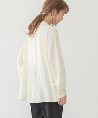 AMERICAN HOLIC サラックールタックブラウス Ivory
