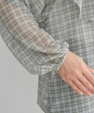 Green Parks チェックシアーフリルブラウス Off White