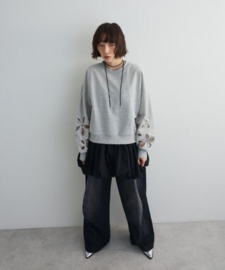 Green Parks フラワーくり抜き刺繍スウェットプルオーバー Gray Mixture