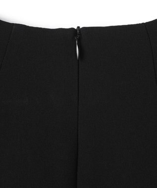 BEIGE， RUE / ドライタッチVネック配色ステッチブラウス Black