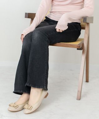 Bridget Birkin 【Bridget Birkin】バックルグログランリボンレインパンプス ベージュエナメル