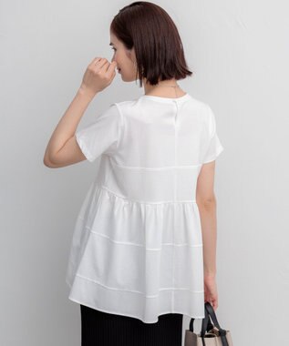組曲 【WEB限定】プレーティング天竺ビスチェ風ティアード Tシャツ アイボリー系