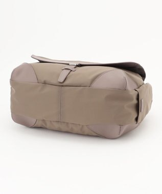 Y'SACCS ミリタリーフラップショルダー　Mサイズ グレージュ