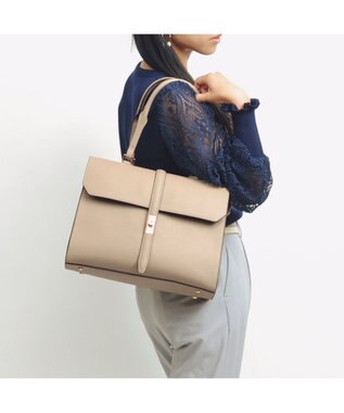 UNBILLION cachecache WEB限定ヒネリディテールA4トートバッグ オーク